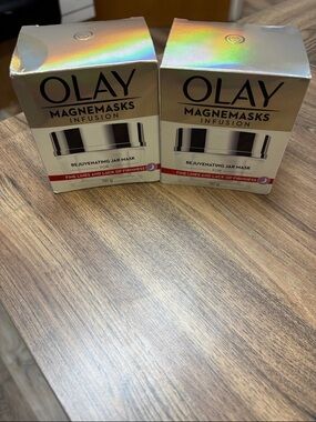 Olay Magnemasks Infusion Rejuvenating Jar Mask 2 Count w/Magnetic Infuser